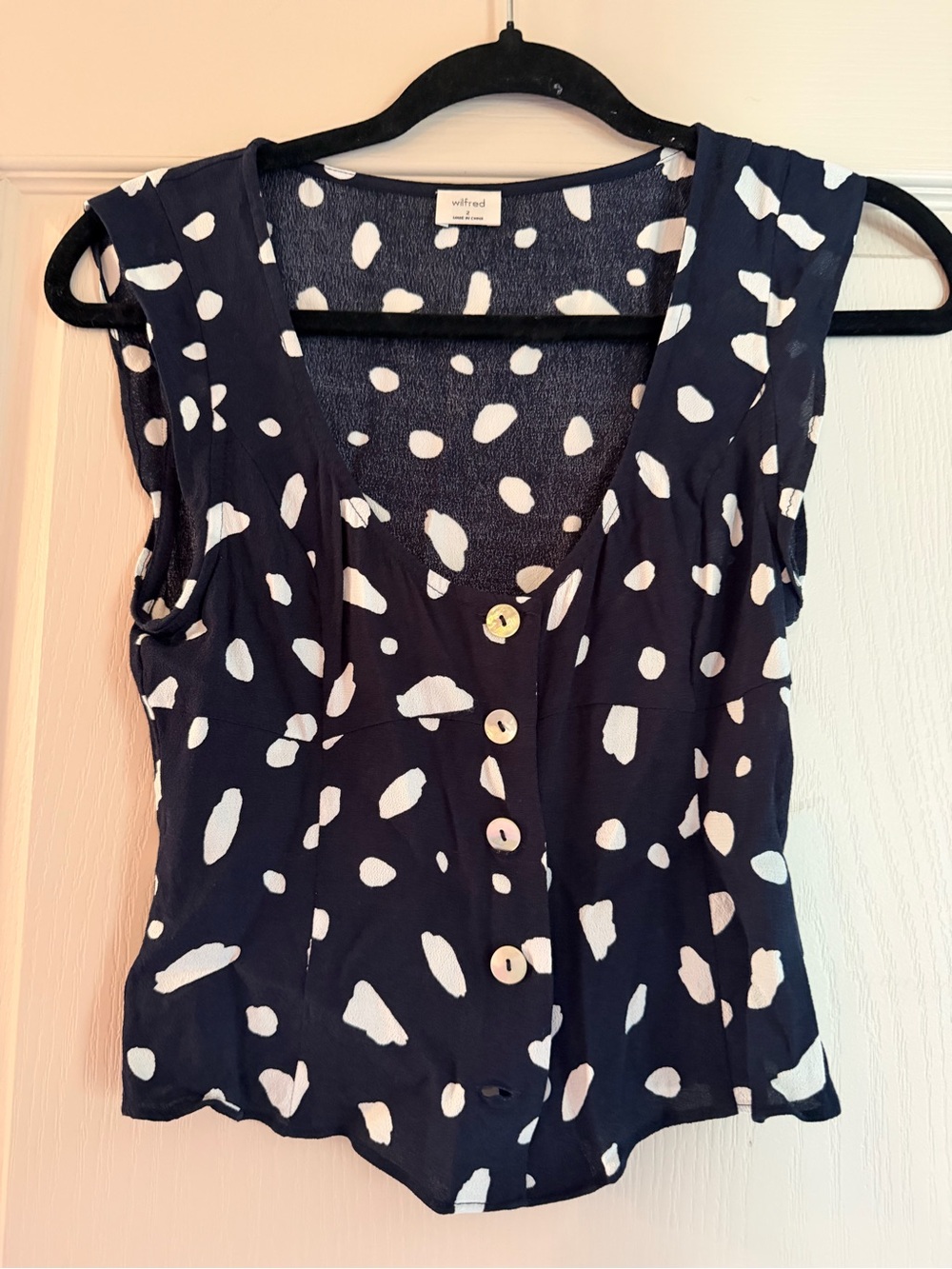 Wilfred Navy Button-Front Polka Dot Shell